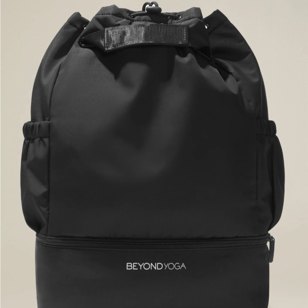 Beyond Yoga convertible backpack